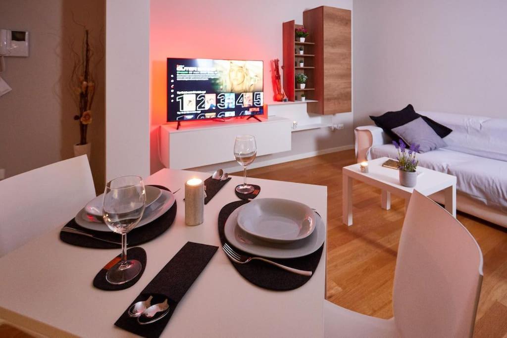 Center Aviano Comfort Suite Free Parking Wifi Ngoại thất bức ảnh